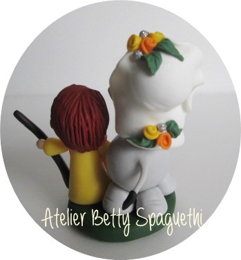 Sagrada Familia em biscuit com burrito 8cm